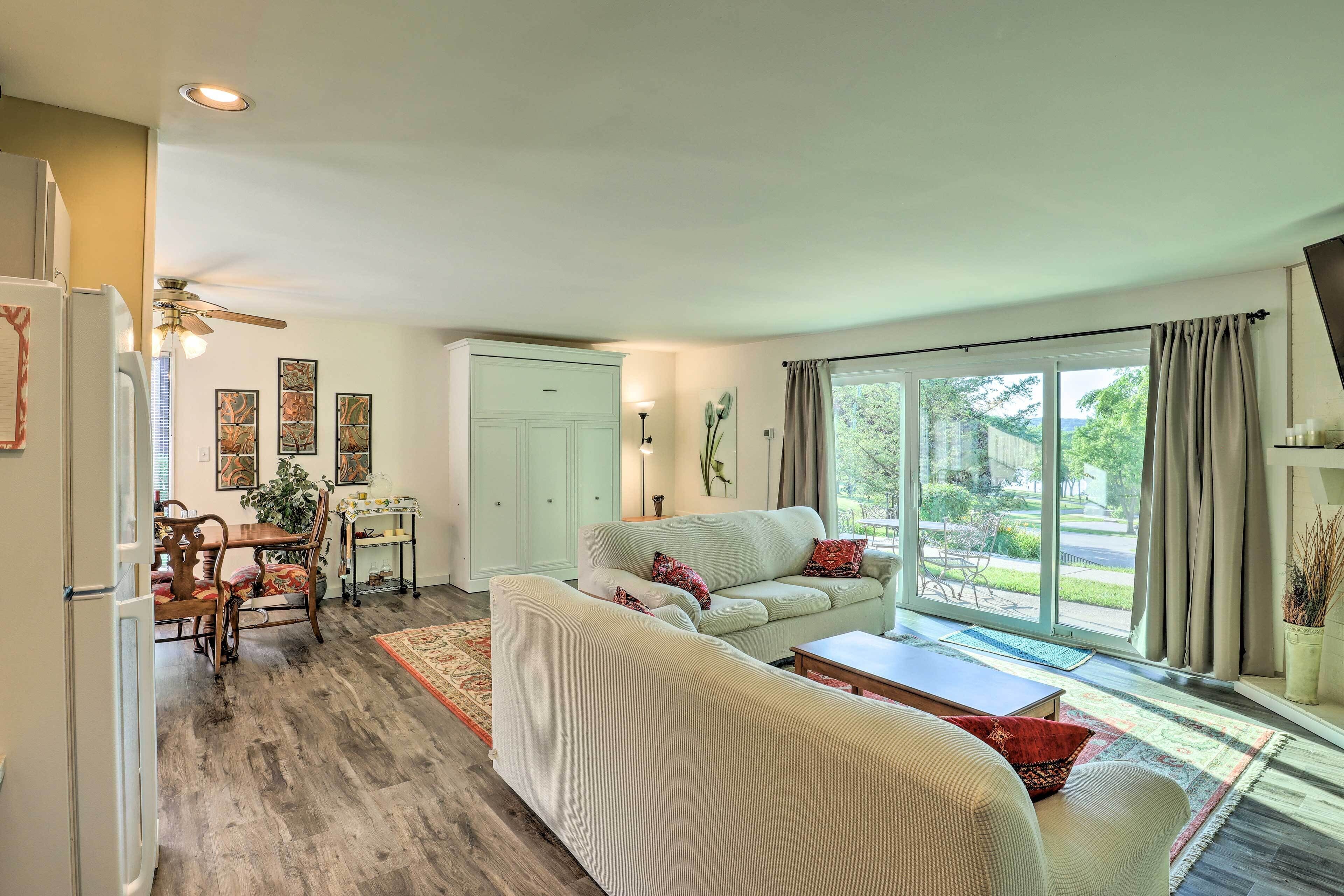 Interlaken Villa w/ Patio, Steps to Ridge Resort!