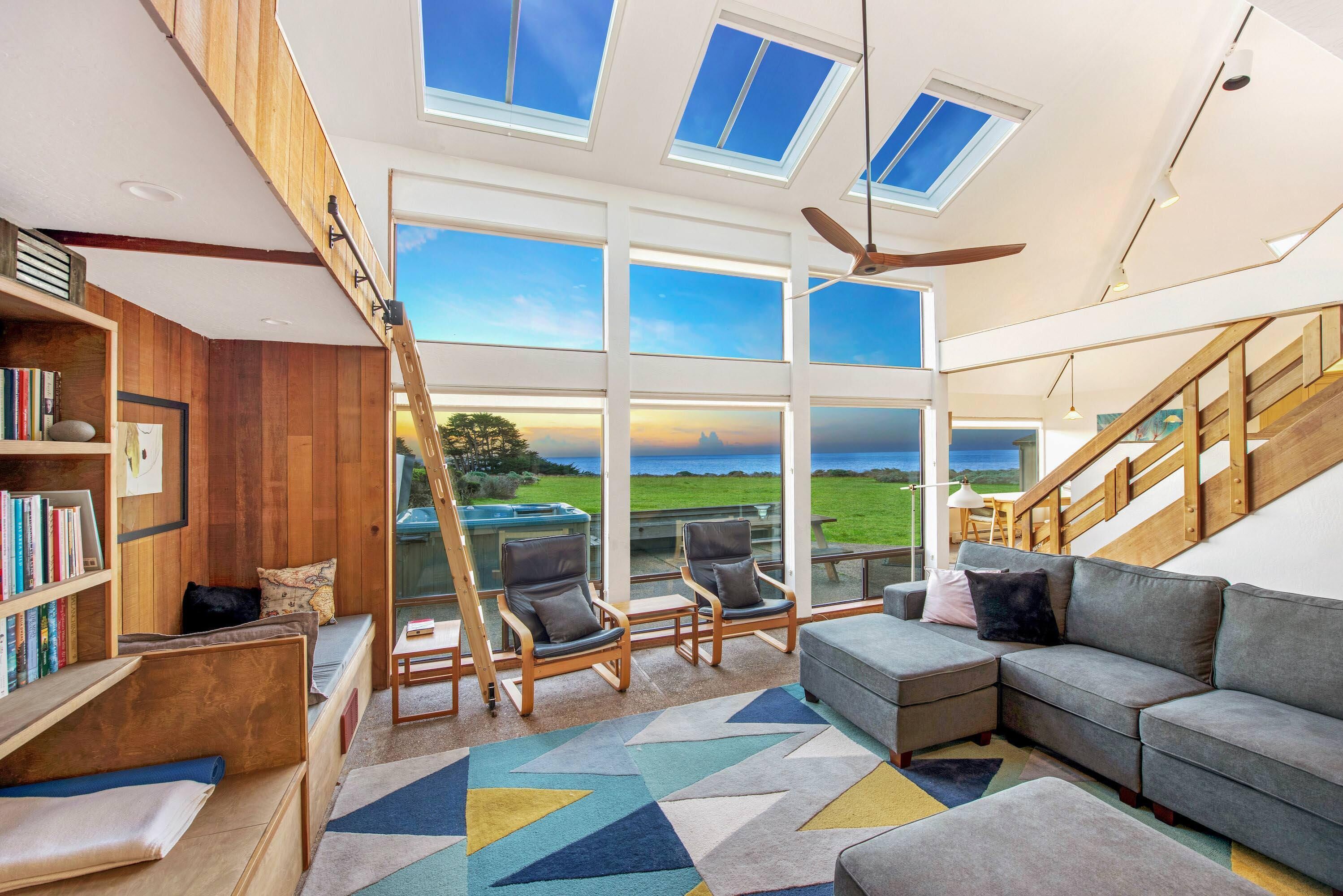 Ultimate Sea Ranch Paradise | Ocean Views w/ Hot Tub