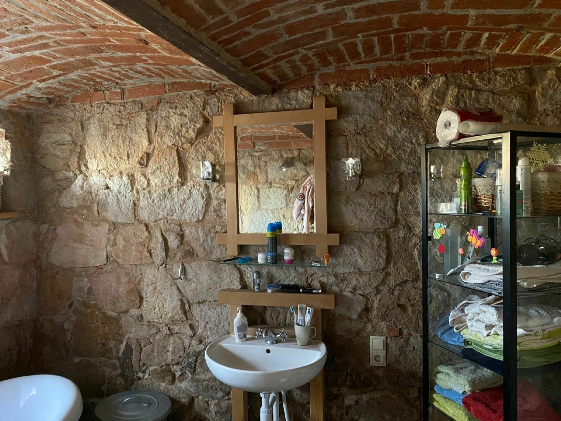 Alleinstehendes Ferienhaus mit  W-LAN, TV, Terrasse, Haustiere erlaubt, Panoramablick, Parkplatz