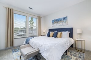 1 habitación, tabla de planchar con plancha, wifi gratis y ropa de cama 