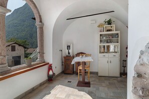 Dining - Vacation Apartment Logge dei Paroloti Apt Paolo with Mountain View (Dorsino)