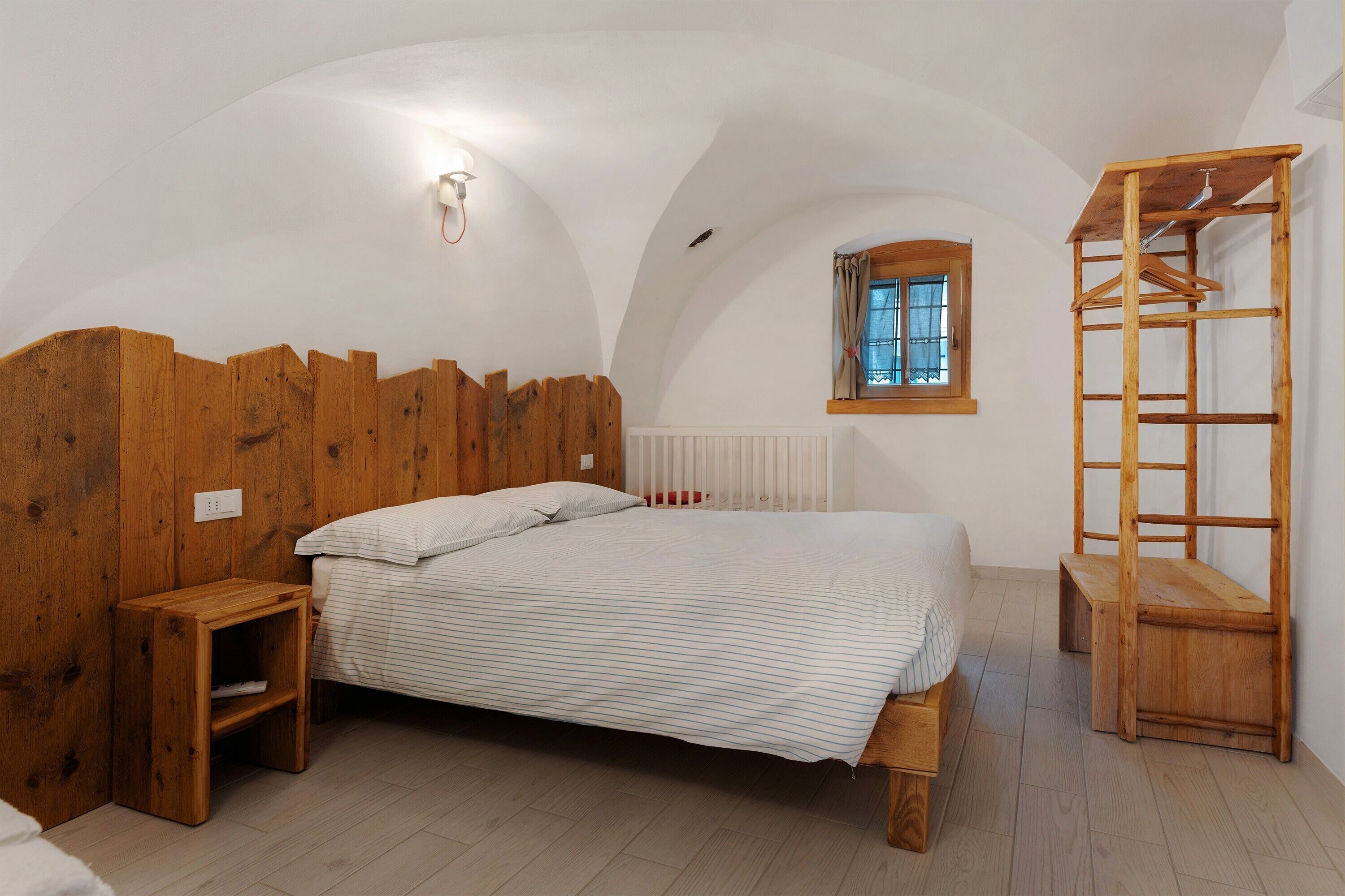 1 camera, ferro/asse da stiro, Wi-Fi gratuito, lenzuola