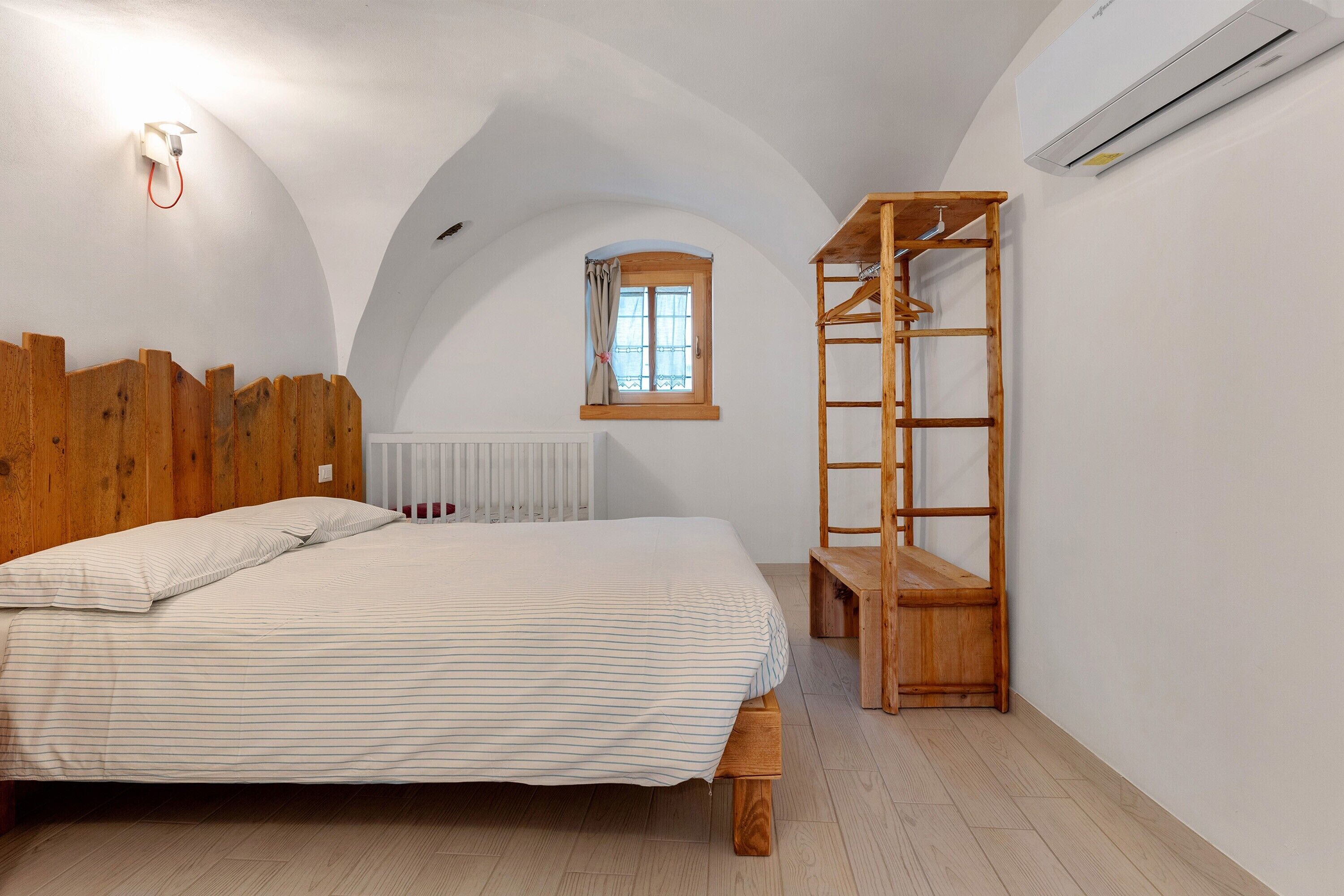 1 camera, ferro/asse da stiro, Wi-Fi gratuito, lenzuola