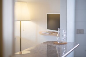 Interior - Apartment "Casa Spiaggia Molo 2" on Isola Rossa with Sea view & Balcony (Isola Rossa)