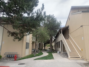 Exterior - On the beautiful Truckee River, walk to town and all attractions (RENO)