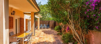 Vacation Home Tomymar with Pool, Wi-Fi, Garden & Terrace