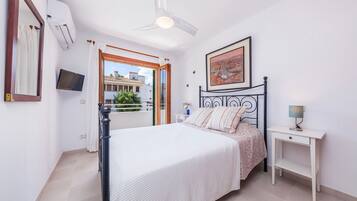 3 sovrum, strykjÀrn/strykbrÀda, gratis wi-fi och sÀngklÀder