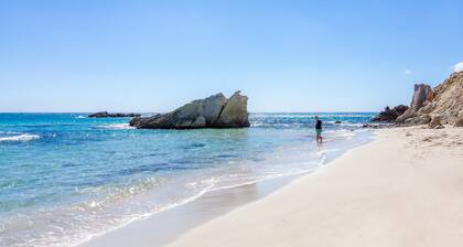 Vacation Home “Molino Son Moll” with Pool, Wi-Fi, Balcony, Garden & Terrace