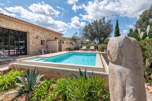 Pool - Holiday Home 'Cascada' with Mountain View, Private Pool and Wi-Fi (Costitx)