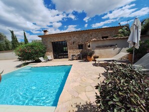 Pool - Holiday Home 'Cascada' with Mountain View, Private Pool and Wi-Fi (Costitx)