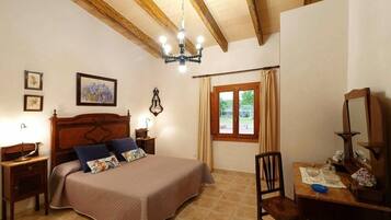 3 sovrum, strykjärn/strykbräda, gratis wi-fi och sängkläder