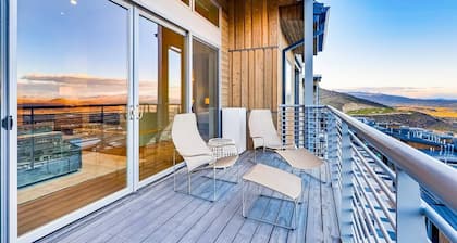 Ski-In/Ski-Out Apex Entire-Floor 5BR Penthouse