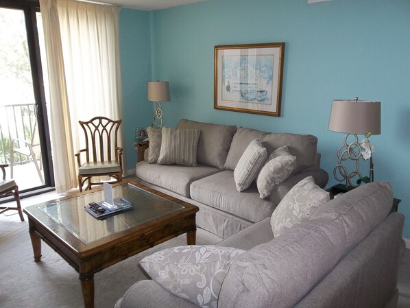 Smart TV, DVD player, video library