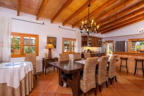 Dining - Country Home Can Bosco with Pool, Wi-Fi, A/C, Garden & Terrace (San Lorenzo de Cardessar)
