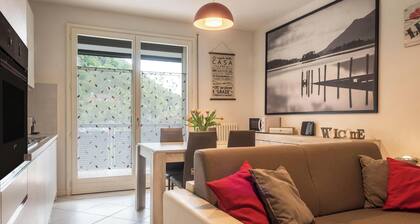 Holiday Apartment "Ormeggio Lago Maggiore" with Mountain View, Wi-Fi & Terrace