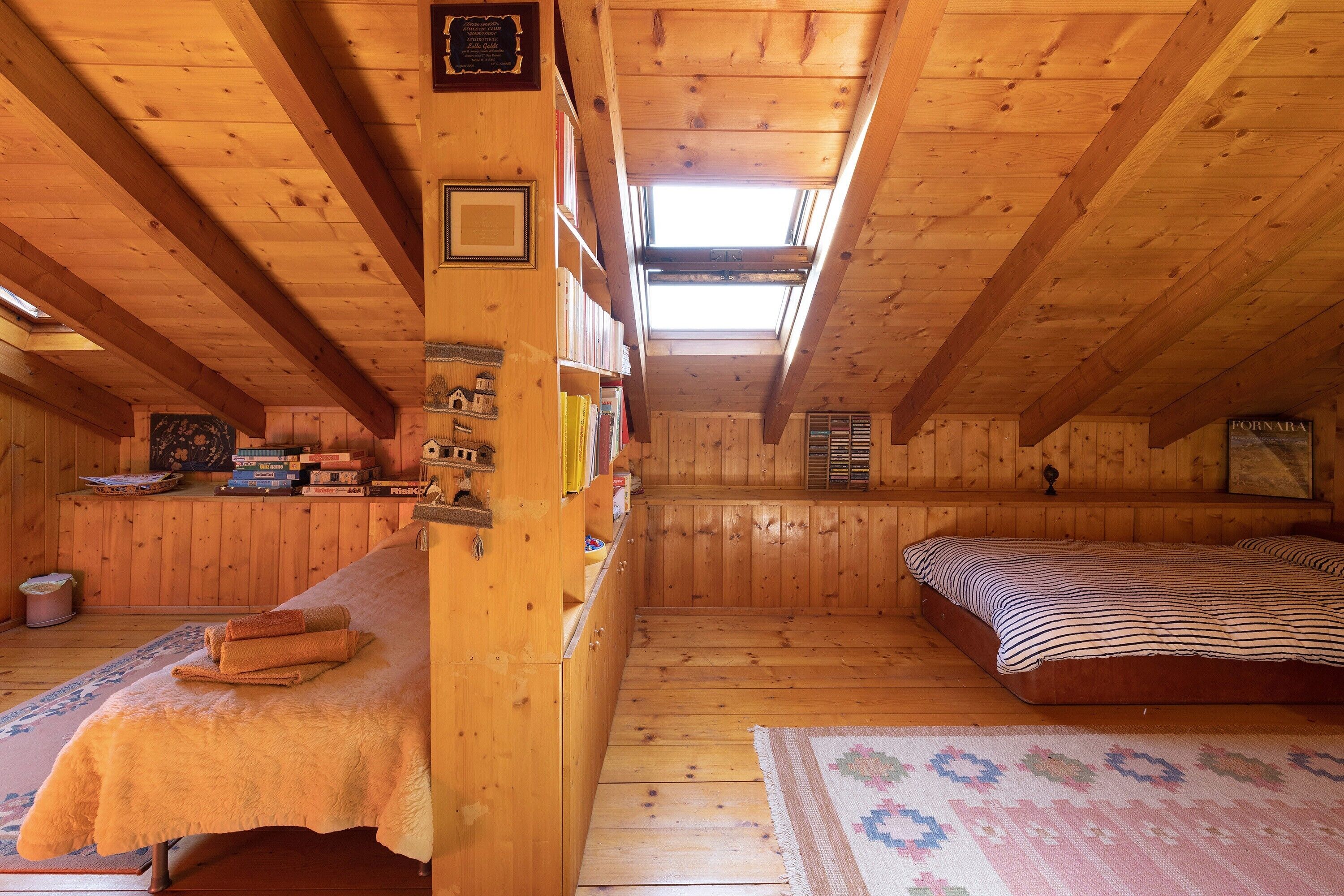 2 habitaciones, tabla de planchar con plancha y wifi gratis 