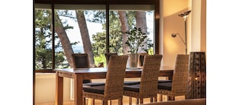Villa Renovée Avec son Jardin Atypique Verdoyant