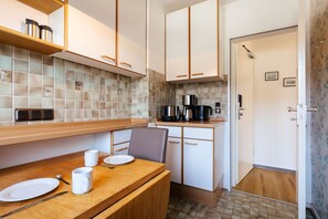 Fridge - Island side apartment - Lobster Cliff Apartments (Helgoland)