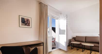 Apartment roof to the island side with balcony - Hummerklippen Apartments