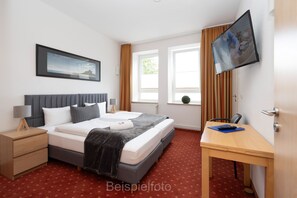 1 habitación, escritorio, cuna de viaje y wifi