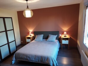 2 Schlafzimmer, Bügeleisen/Bügelbrett, kostenloses WLAN, Bettwäsche