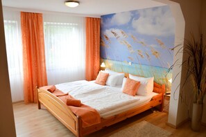 2 Schlafzimmer, Reisekinderbett, WLAN, Bettwäsche