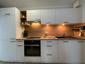 Kühlschrank, Ofen, Geschirrspüler