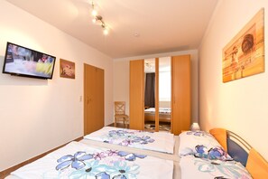 1 Schlafzimmer, Reisekinderbett, WLAN