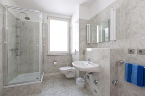 Een douche, een haardroger