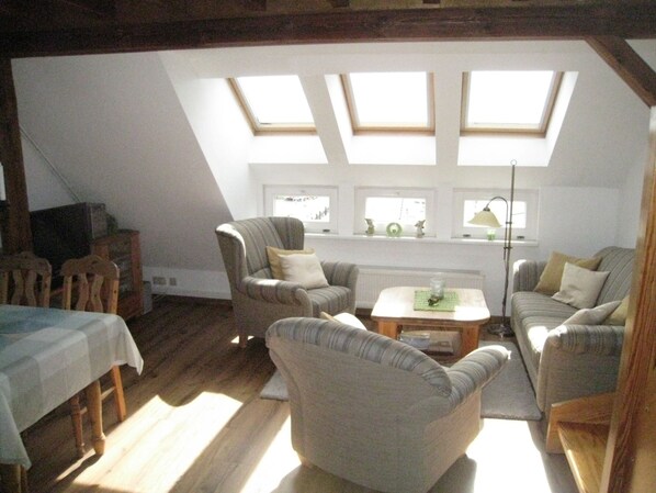 Imagen sin descripción, 1 de 18, botón