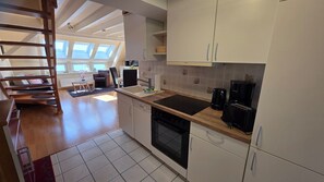 Fridge, oven, dishwasher