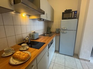 Fridge, microwave, dishwasher