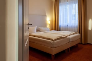 2 bedrooms, WiFi, bed sheets