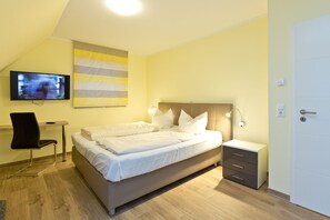 3 chambres, bureau, lit parapluie, Wi-Fi