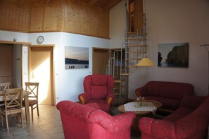 Televisie en een open haard