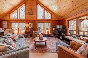 Smart TV, fireplace, DVD player