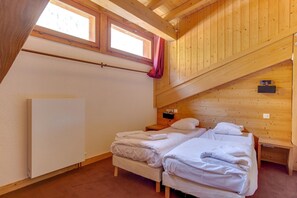 3 bedrooms, free WiFi, bed sheets