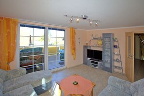 TV - Vacation apartment 4 - Villa Lisa (Glowe)