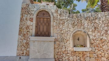 Exterior detail