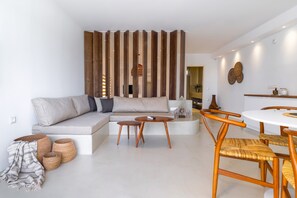 Luxury House | Living area | 42-inch Smart TV with satellite channels, TV, Netflix