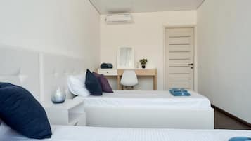 Villa | 2 bedrooms, premium bedding, Select Comfort beds, desk