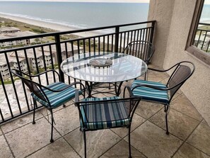 Outdoor dining - Beautiful 1 Bedroom Condo on the Golden Mile (Myrtle Beach)