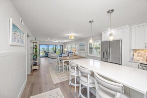 Interior - Tarpon Beach 206: Beautiful Condo & Stunning Gulf Views to Match (Sanibel)