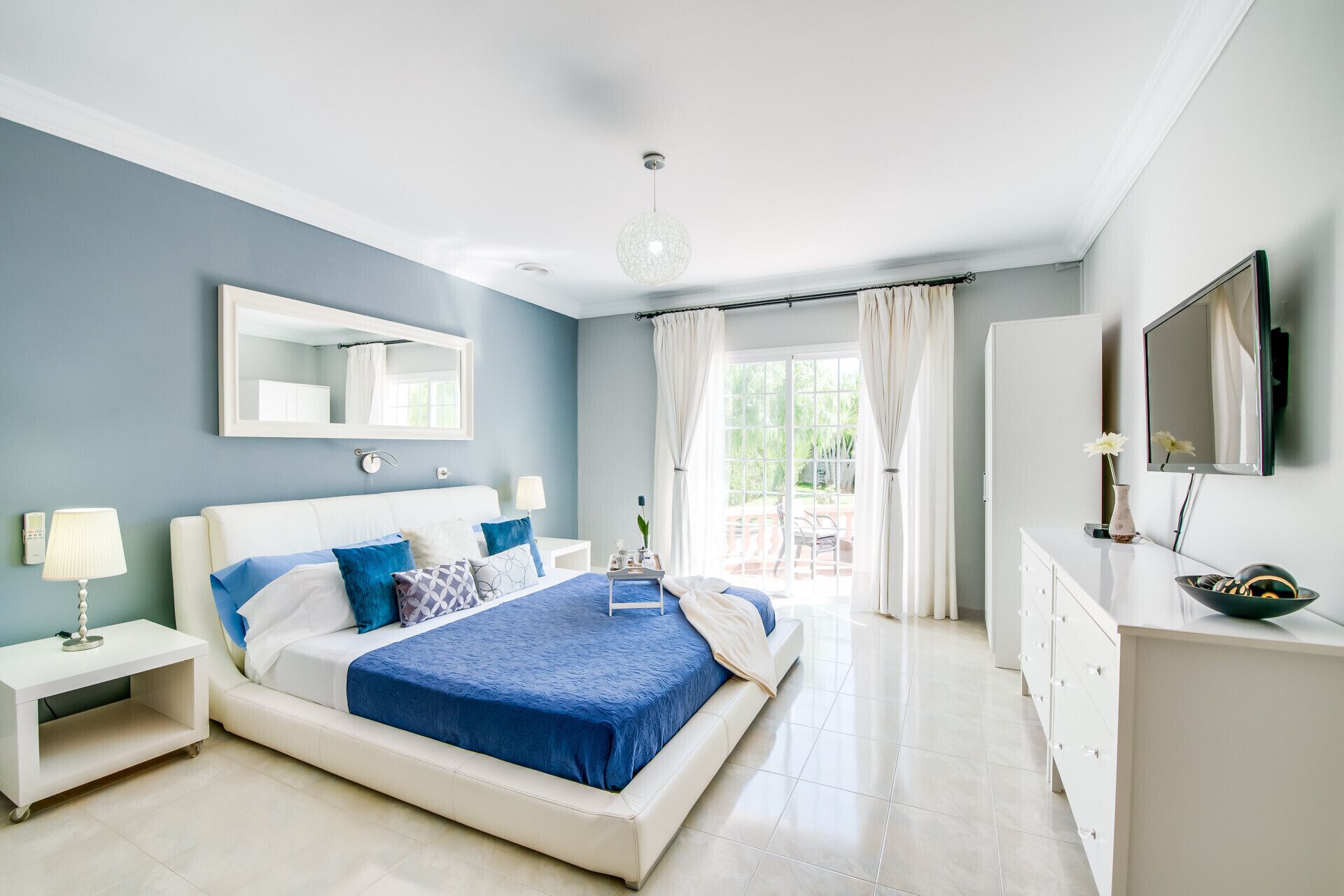 4 chambres, fer et planche à repasser, Wi-Fi gratuit, draps fournis