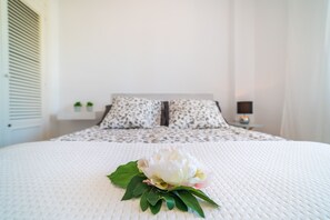 1 soverom, strykejern/-brett, wi-fi (inkludert) og sengetøy