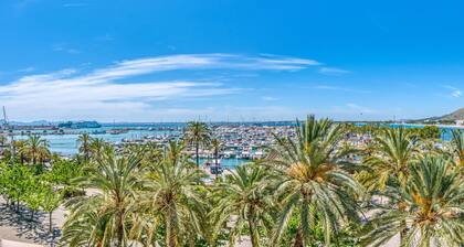 Apartment Maritimo in Puerto Alcudia seafront