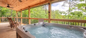 Hot Tub - Fire Pit -Wifi