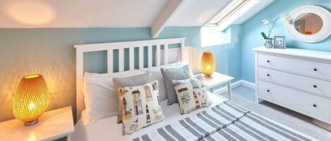 1 chambre, fer et planche à repasser, Wi-Fi gratuit, draps fournis