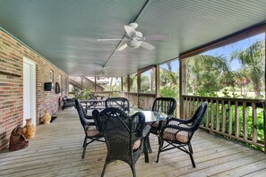 Outdoor dining - EXCEPTIONAL EXCLUSIVE ONE-OF-A-KIND 5 BEDROOM 5 BATH LODGE IN VENICE (Boothville-Venice)