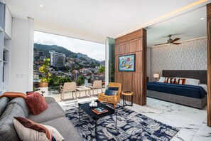 TV - Stunning Super Studio at Avida! Awesome roofdeck! (Puerto Vallarta)